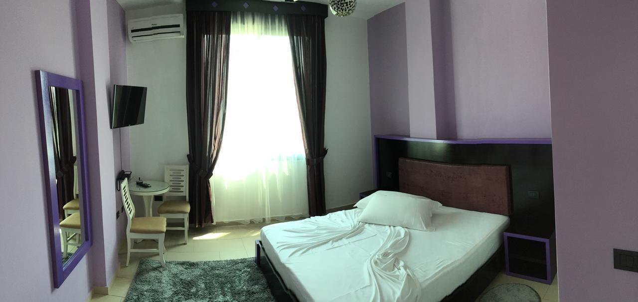 Hotel Siklad Lezhe Luaran gambar