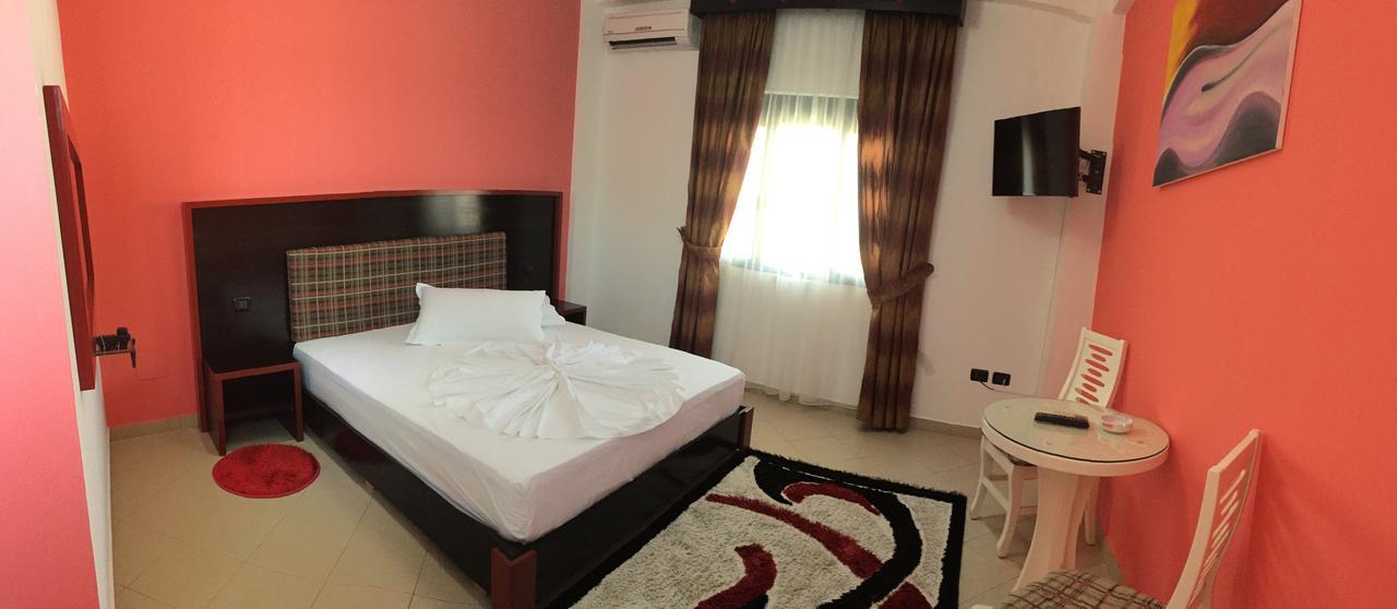 Hotel Siklad Lezhe Luaran gambar