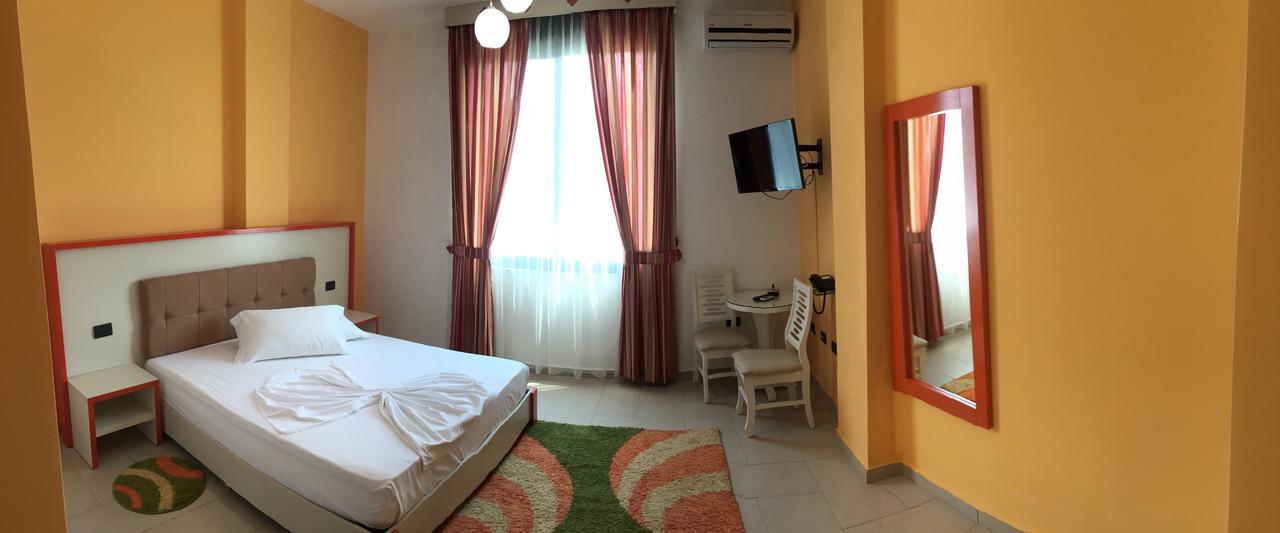 Hotel Siklad Lezhe Luaran gambar